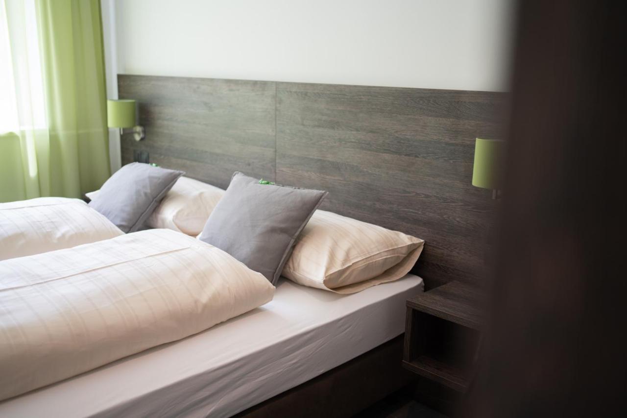Eee Hotel Ліцен Екстер'єр фото