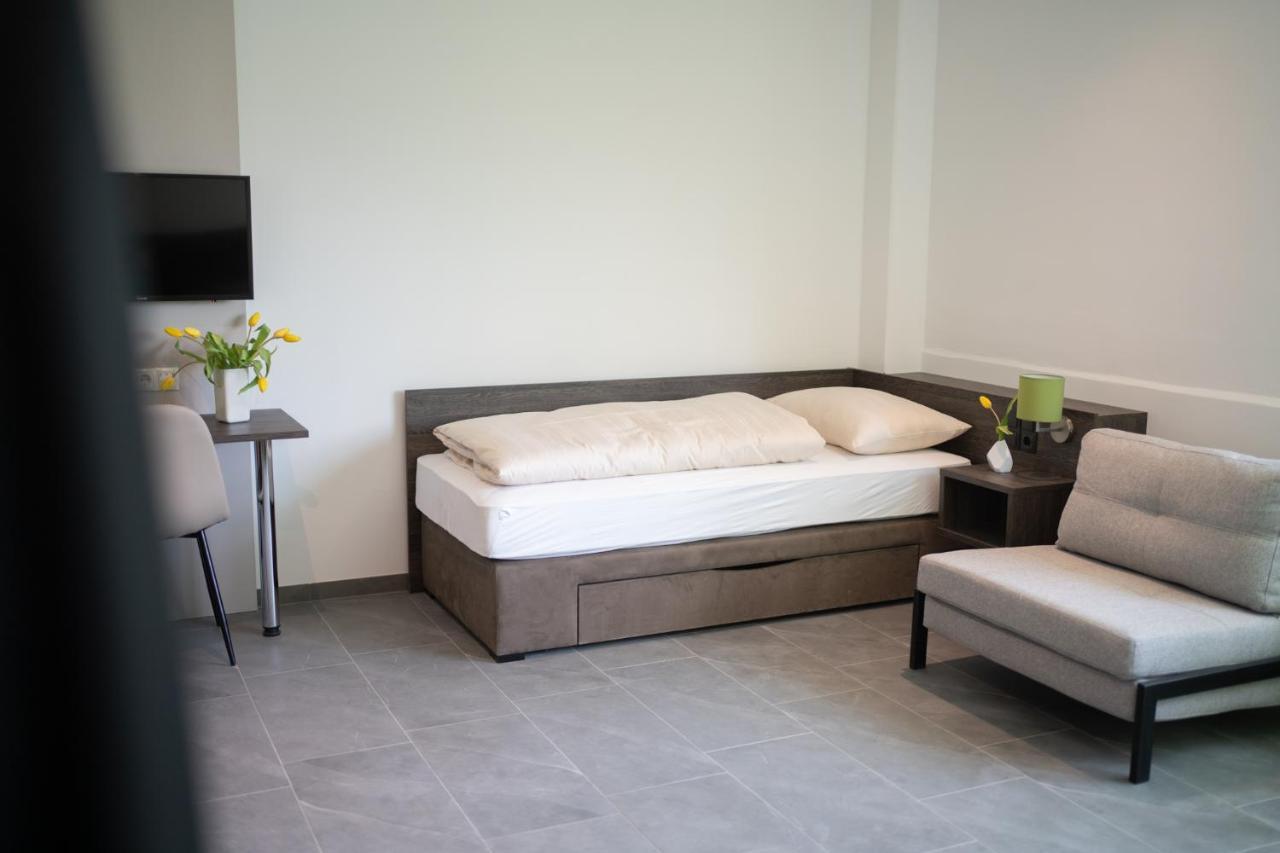 Eee Hotel Ліцен Екстер'єр фото